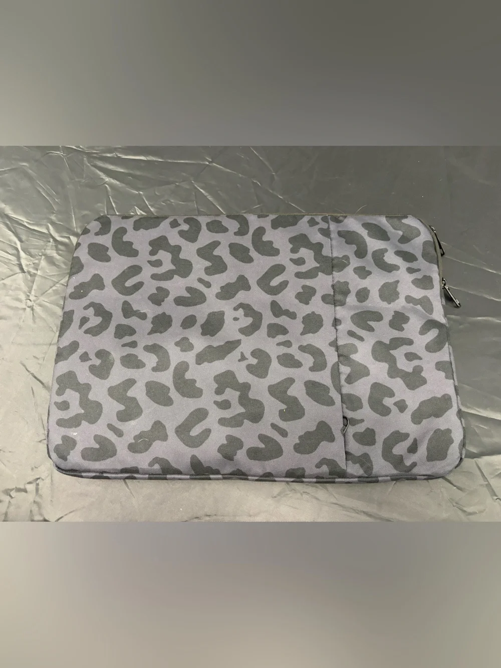 Leopard Print Laptop Sleeve in Gray